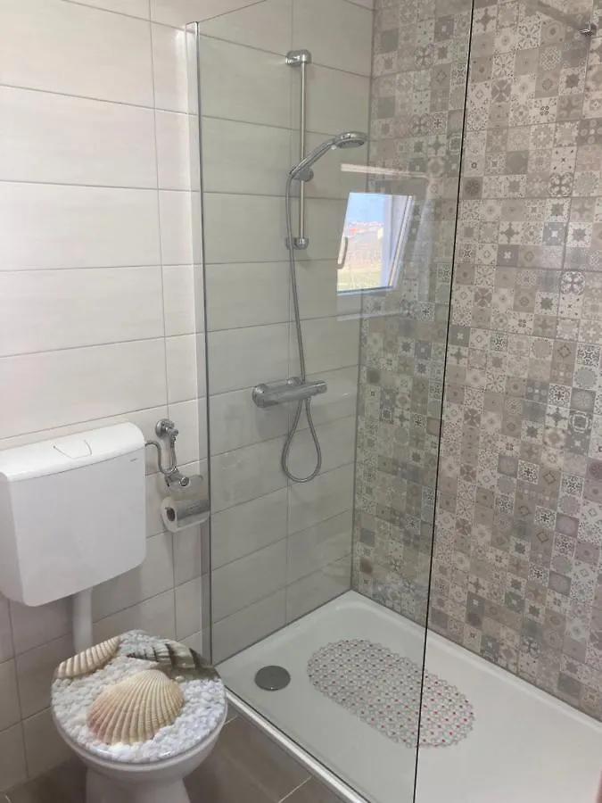 Apartmani Dorijan Vrsi 0*,  Kroatien